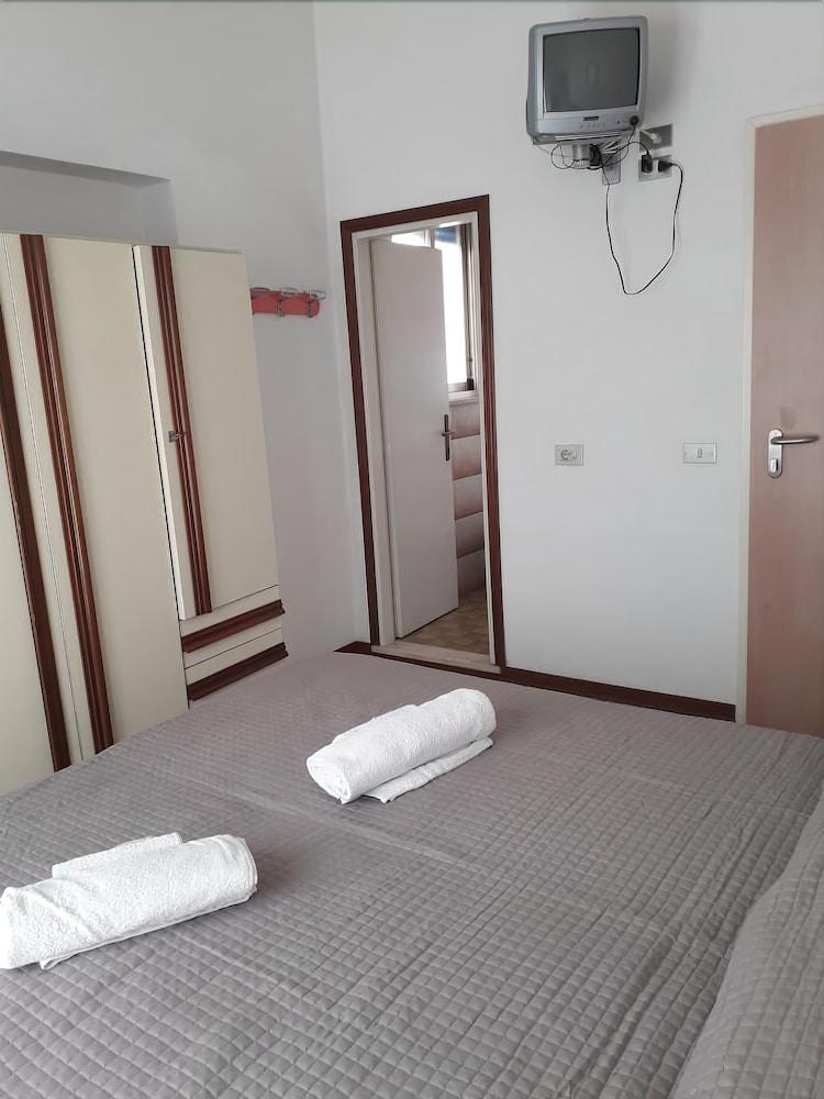 Sirena Hotel